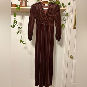Pink Lily Velvet Maxi Dress in Rich Brown